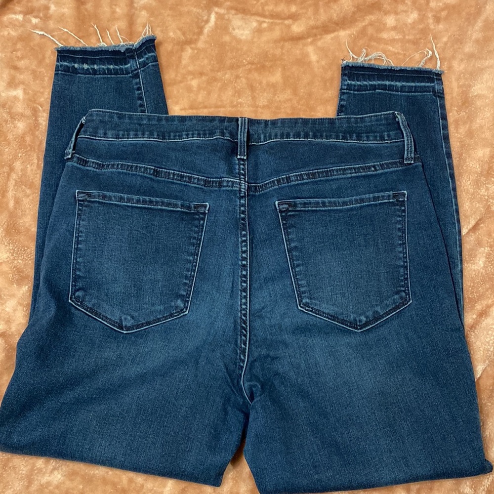 Jean - Picture 3 of 6